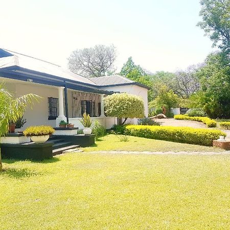 Choice Backpackers Lodge 布拉瓦约 外观 照片