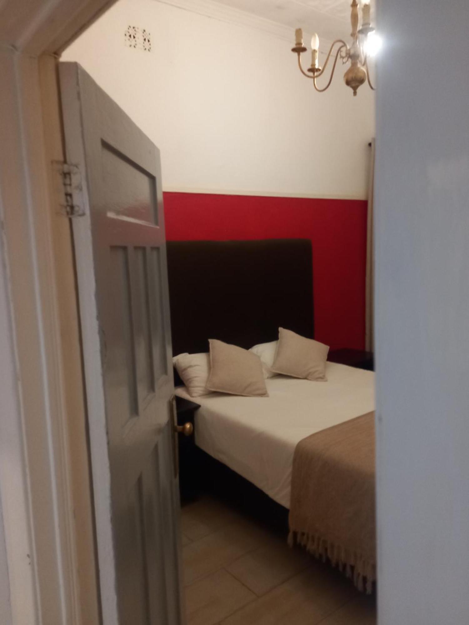Choice Backpackers Lodge 布拉瓦约 外观 照片