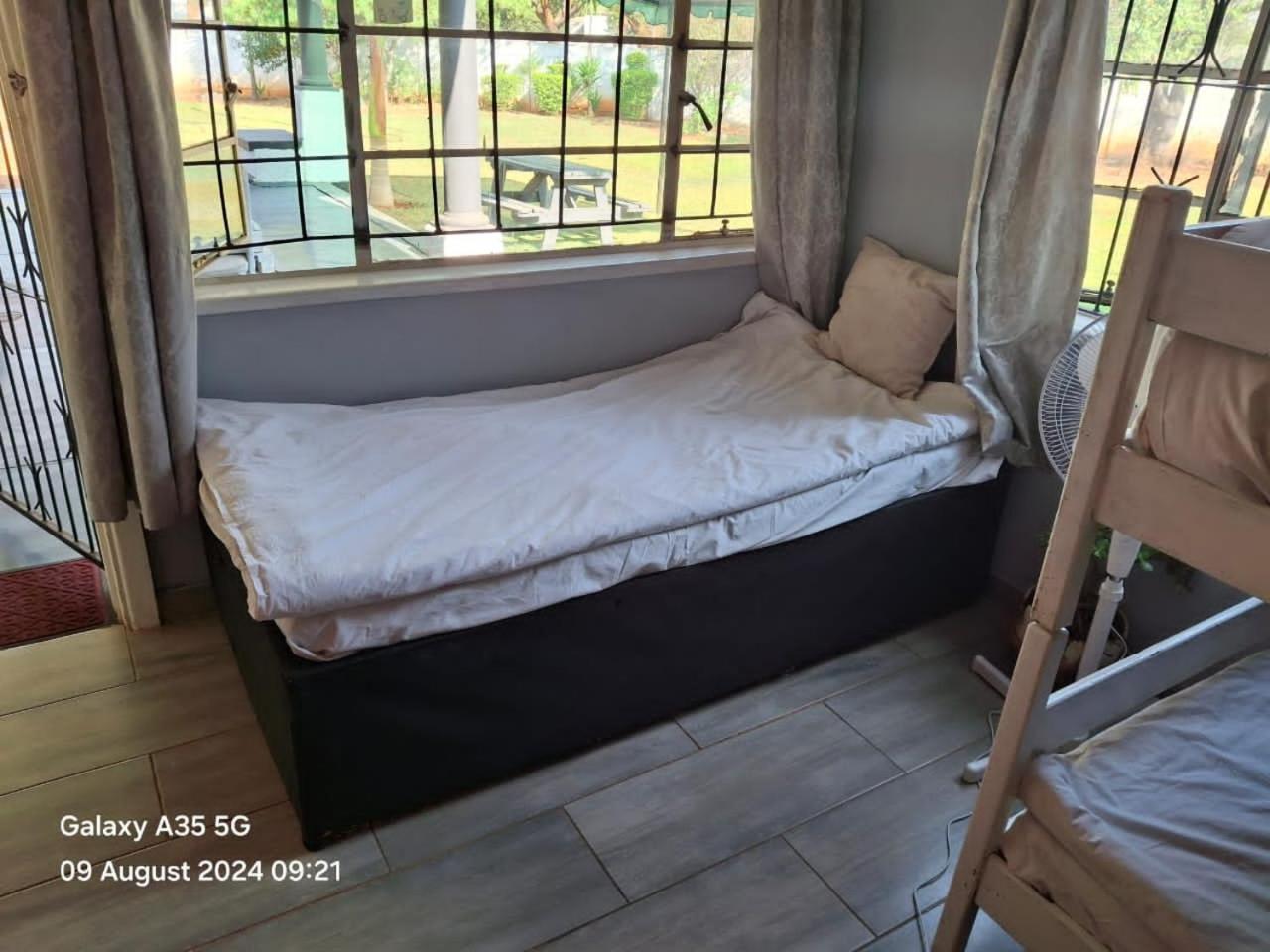 Choice Backpackers Lodge 布拉瓦约 外观 照片